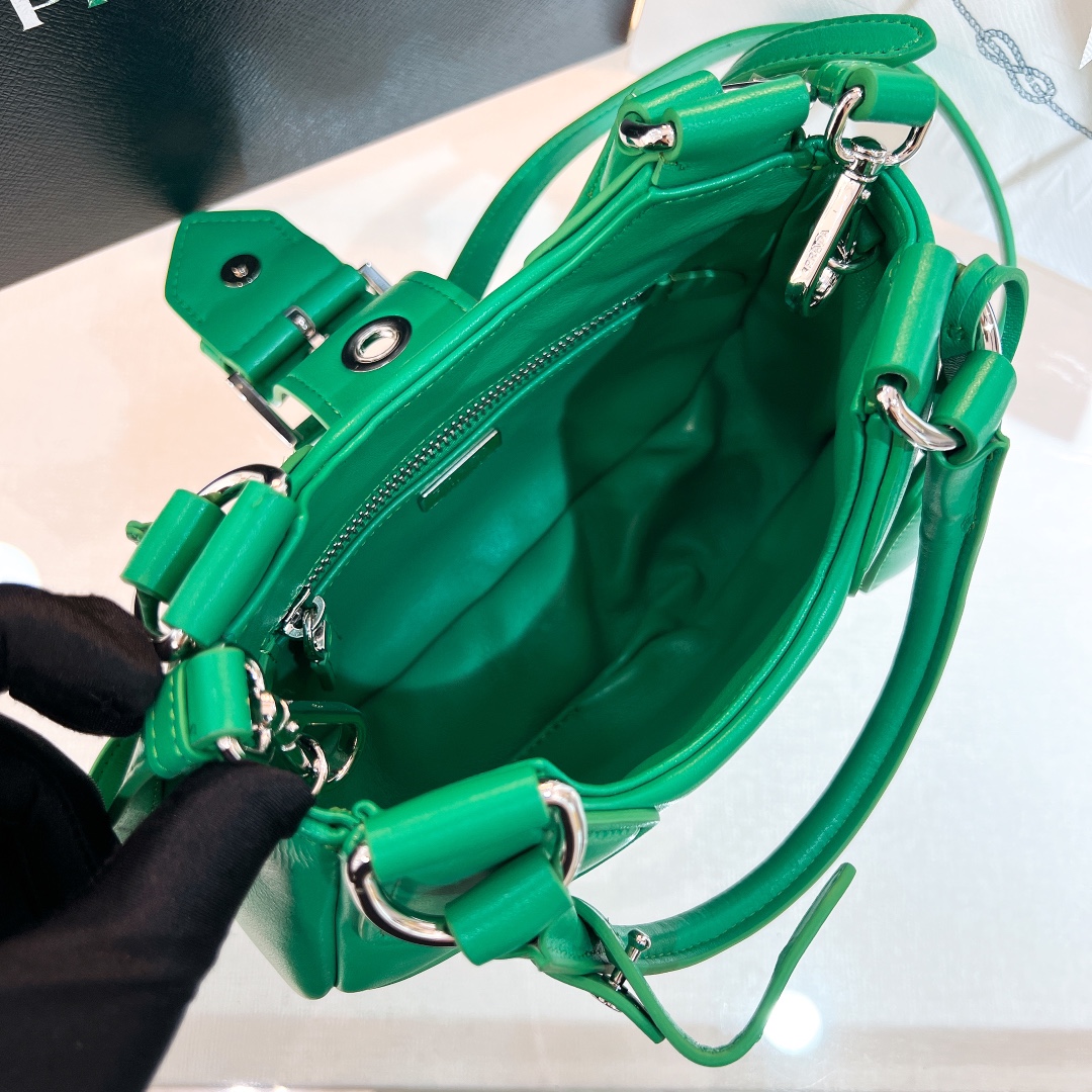 handbags prada 1BA381 16*7.5*22.5 - vstockx