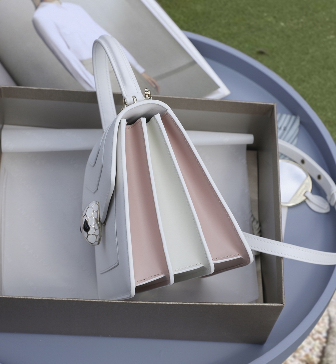 Handbags Bvlgari 24791050 size:18*15*9.5 cm - vstockx