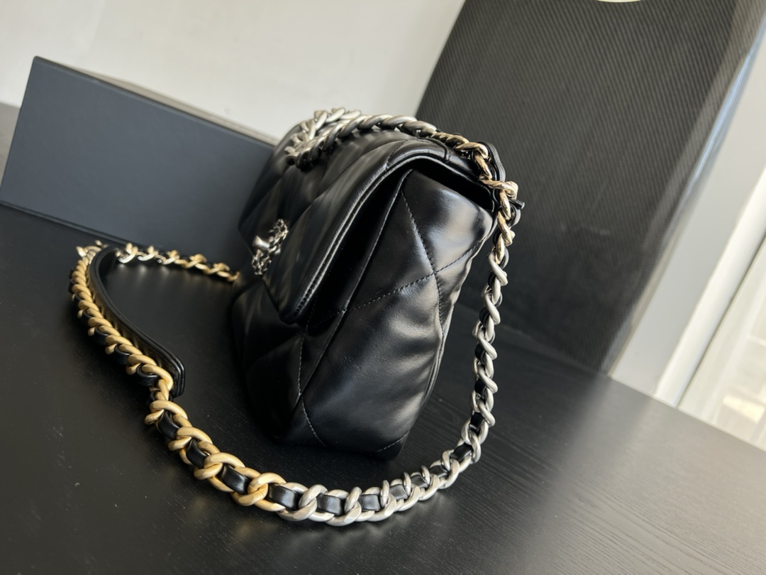 Handbag Chanel 1160 size 26cmx16cmx9 cm - vstockx