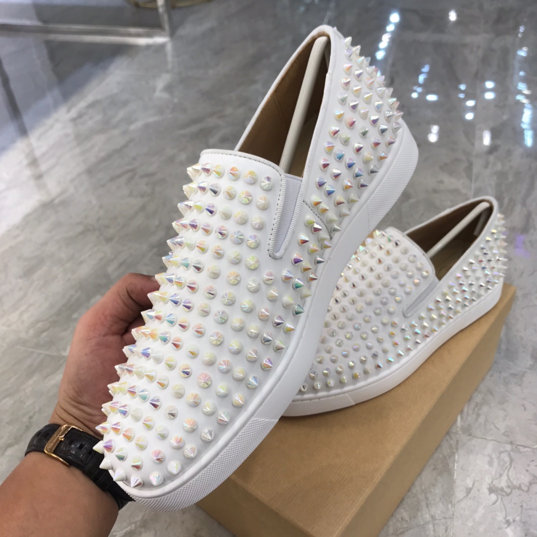 Christian Louboutin Louis Junior Spikes Orlato Flat Sneakers 66 - vstockx
