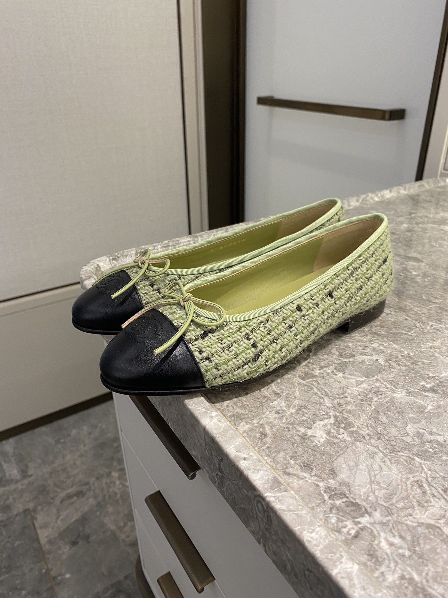 Chanel Ballerinas Fabric & Grosgrain 37 - vstockx