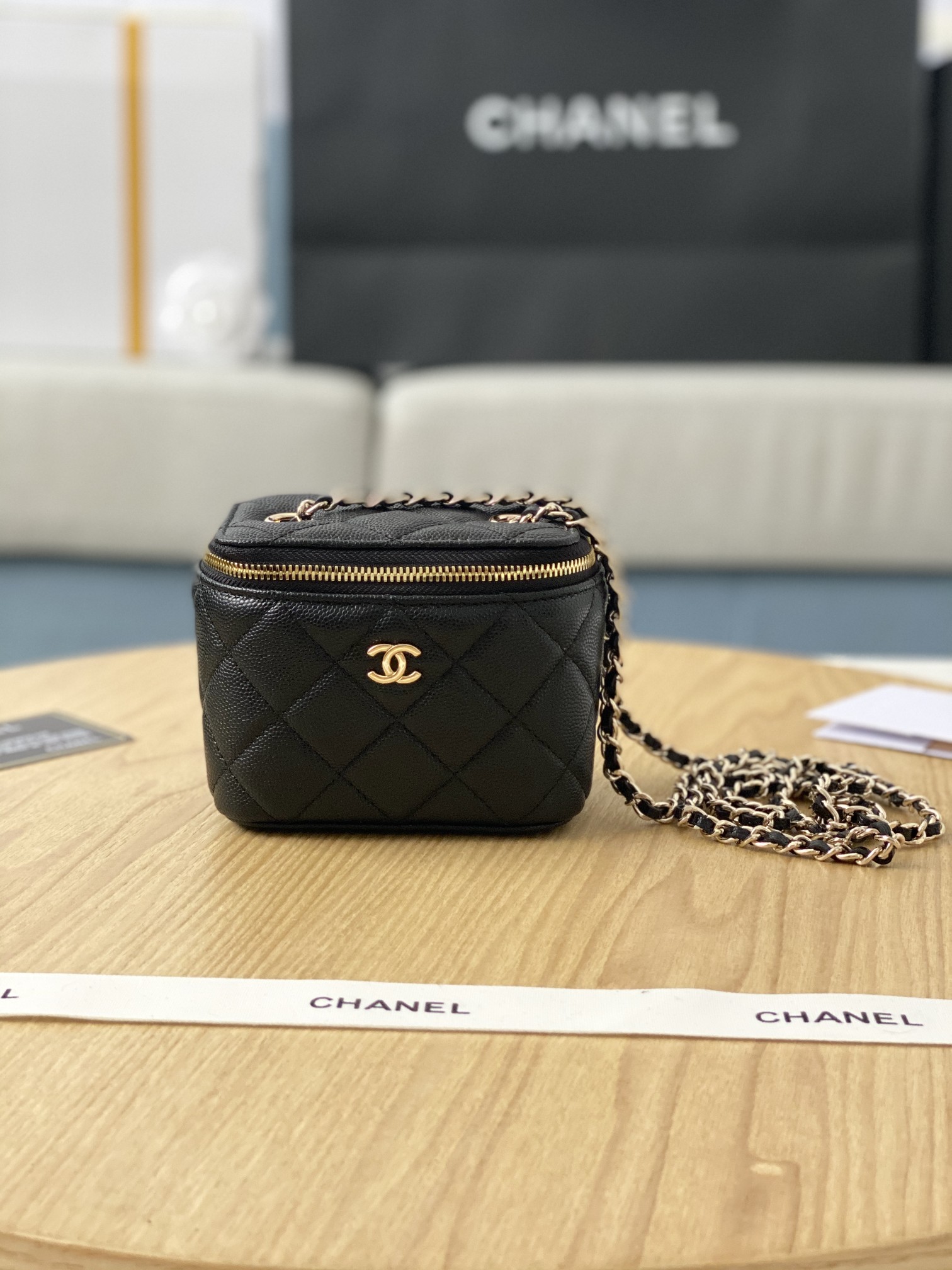 Handbag Chanel 81340 size 8.5*11*7 cm - vstockx