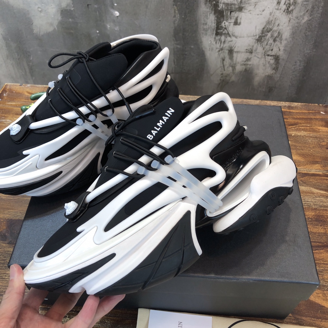 Balmain Unicorn Low-Top Black White - vstockx