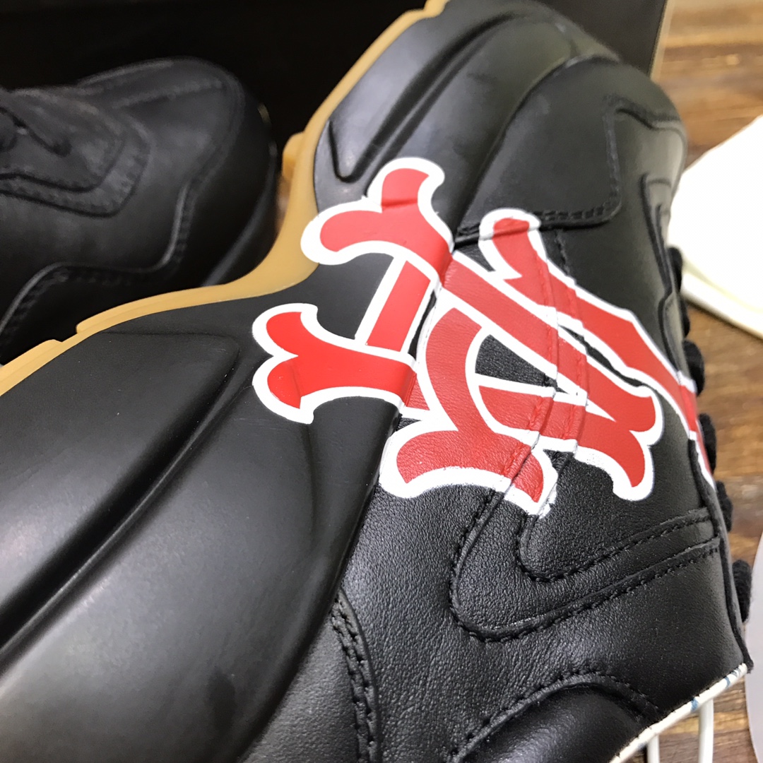 Gucci Rhyton sneaker 48 - vstockx