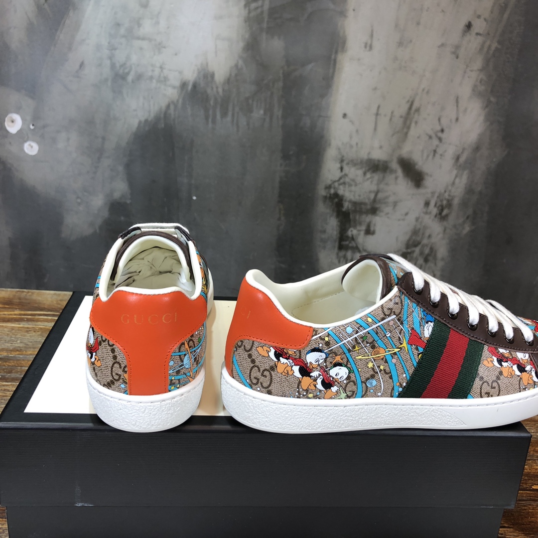 Gucci Ace x Disney Huey, Dewey, Louie Print - vstockx