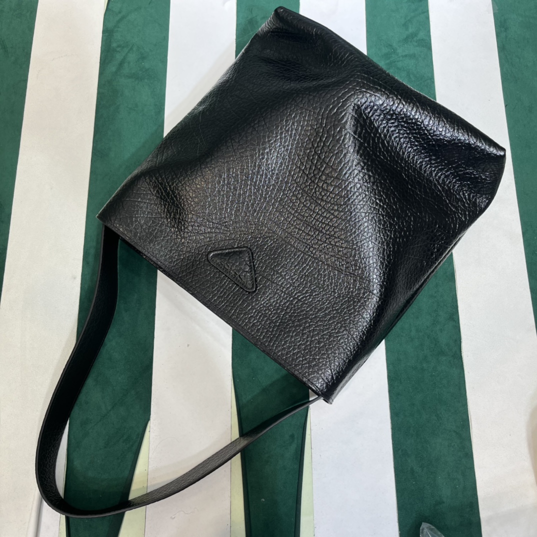 Handbags Prada 1BC173 size:33×37×15 cm - vstockx