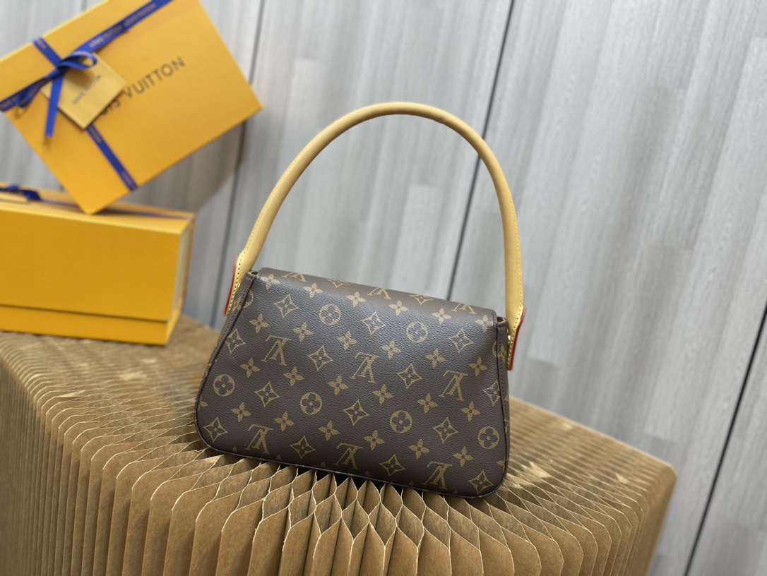 Handbag Louis Vuitton M51147 size 24x21x9 cm - vstockx