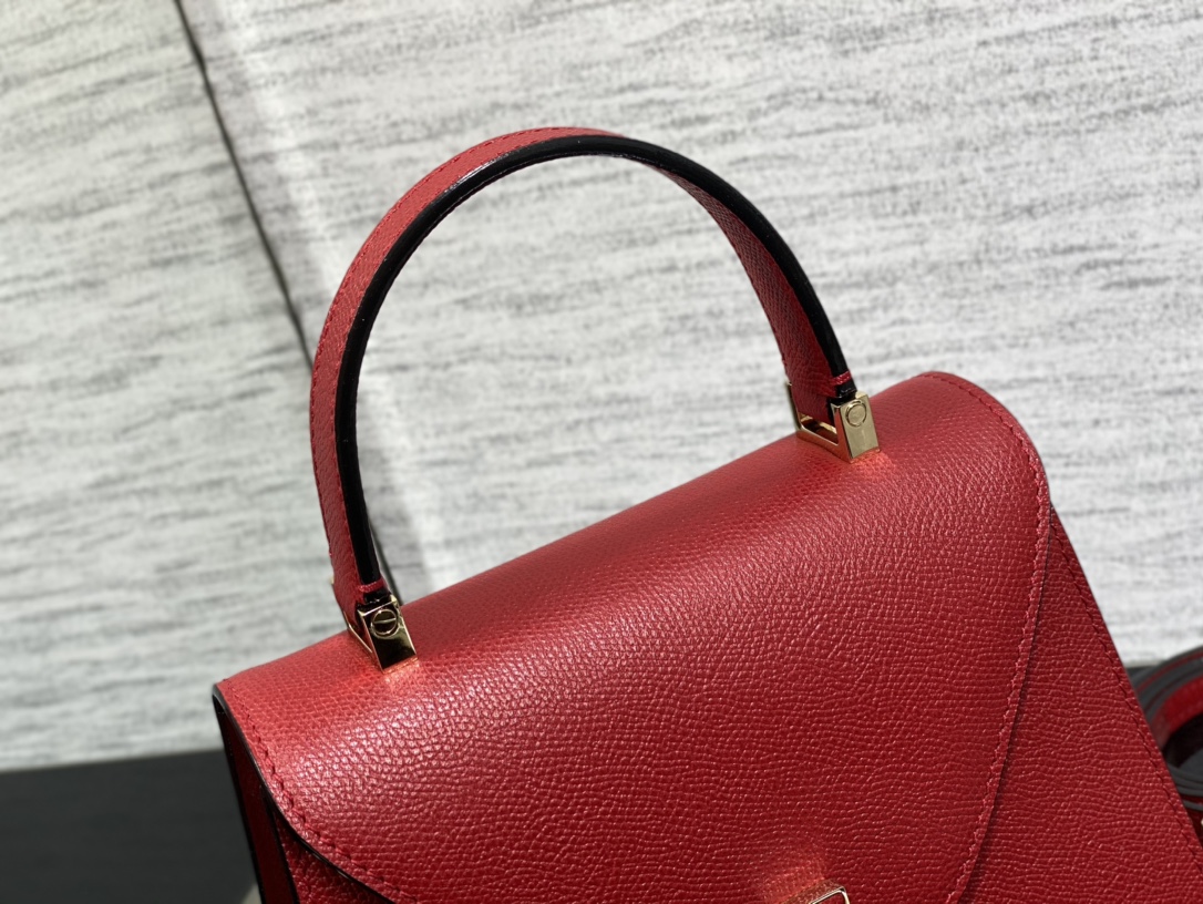 Handbag VALEXTRA size *'* - vstockx