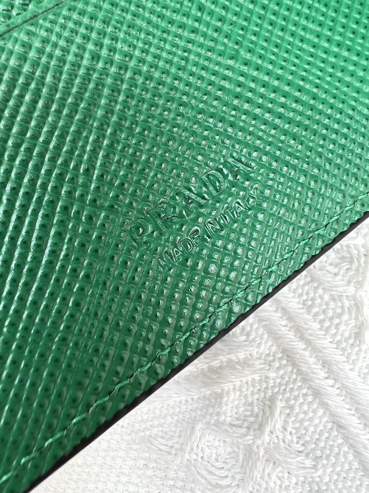 handbags prada 2M0513 11*9.5 - vstockx