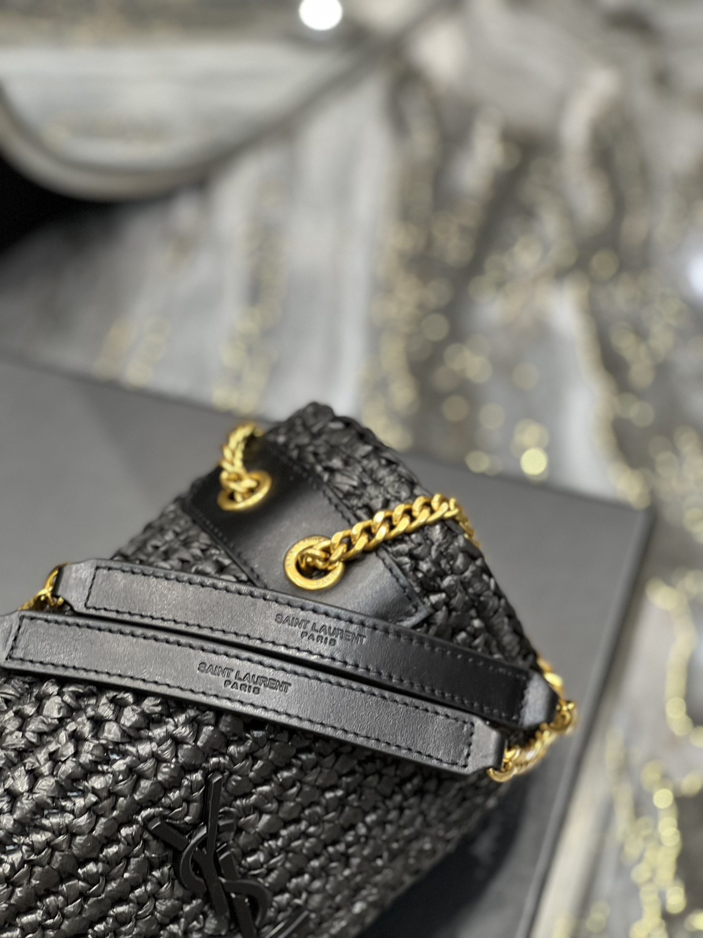 Handbags SAINT LAURENT 633151 size 22  16.5  12 cm - vstockx