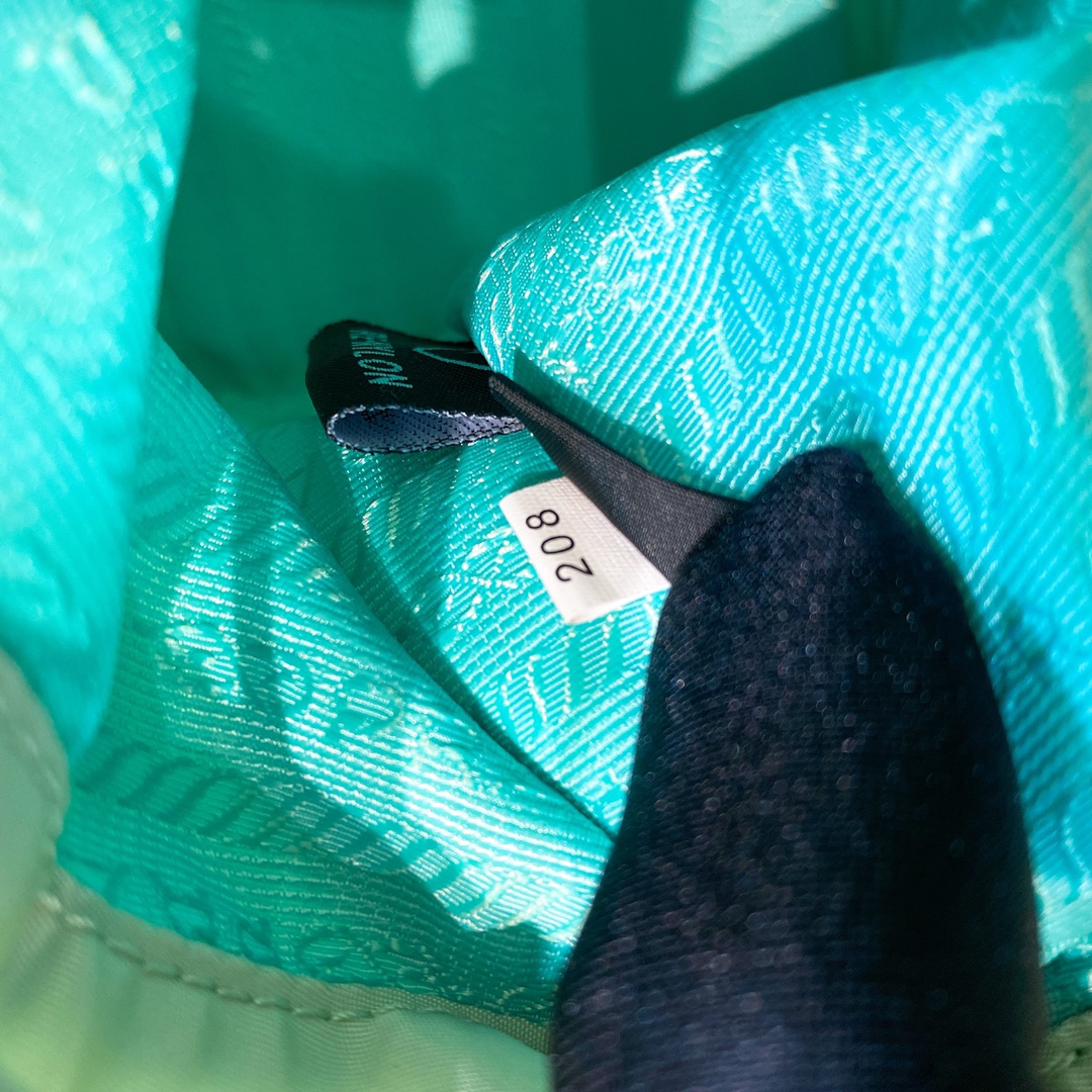 handbags prada 1BH038 size:23*18*12 - vstockx