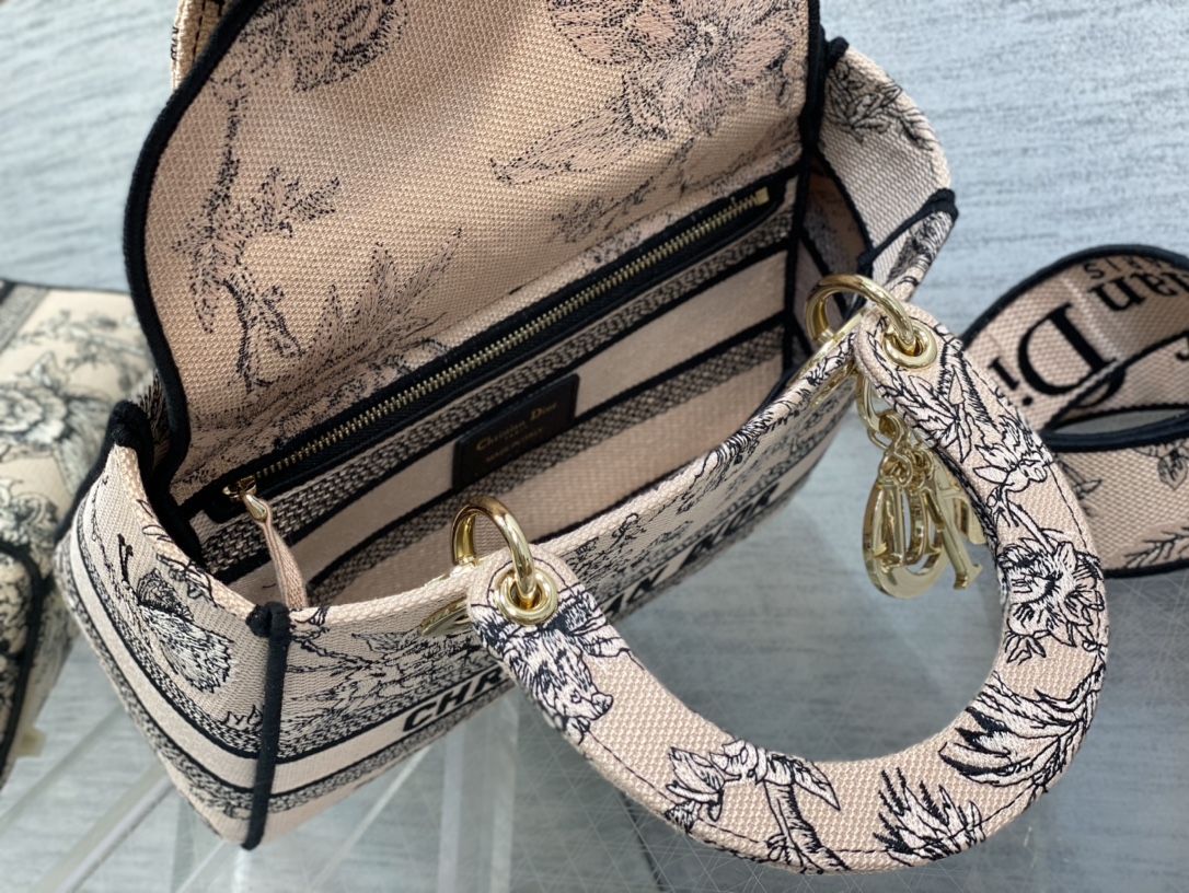 Handbag Dior size 24*11*20 cm - vstockx