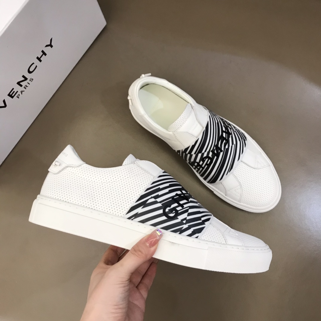 Givenchy Urban Street Logo-print Leather Sneakers 3 - vstockx