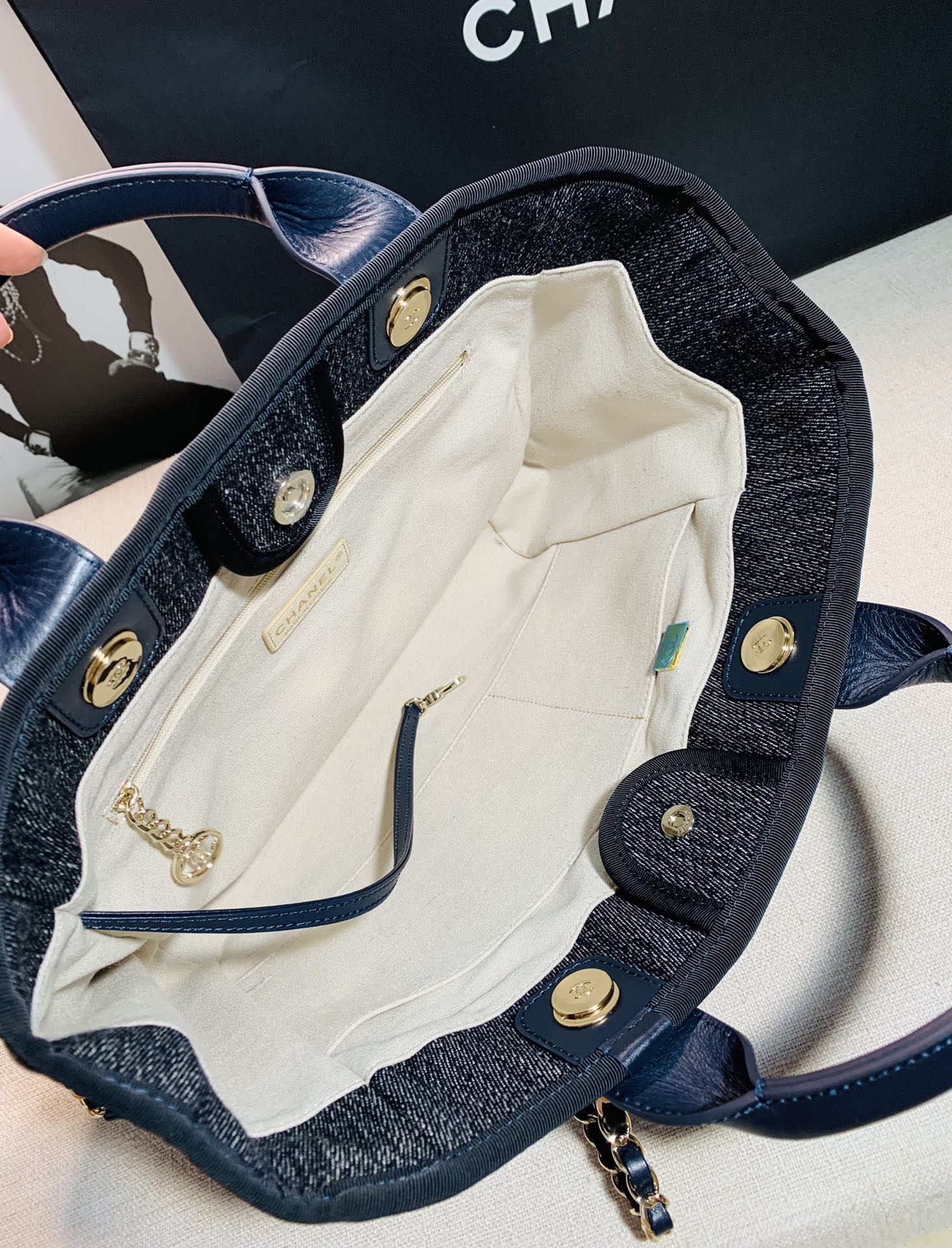 Handbag Chanel size 38 cm - vstockx