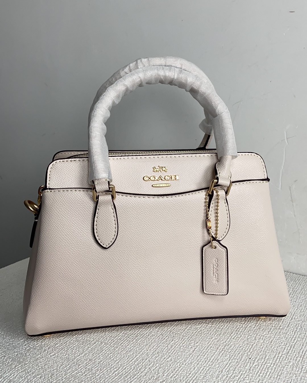 Handbags Coach CH859 size:26*17*11 - vstockx