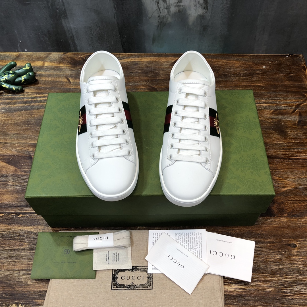 Gucci Ace Fold Down Bee (W) - vstockx