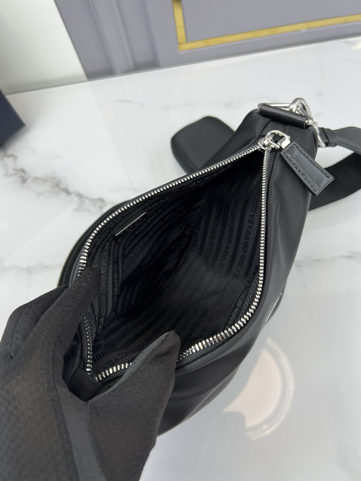 handbags prada 1BH190 26*14*12 - vstockx