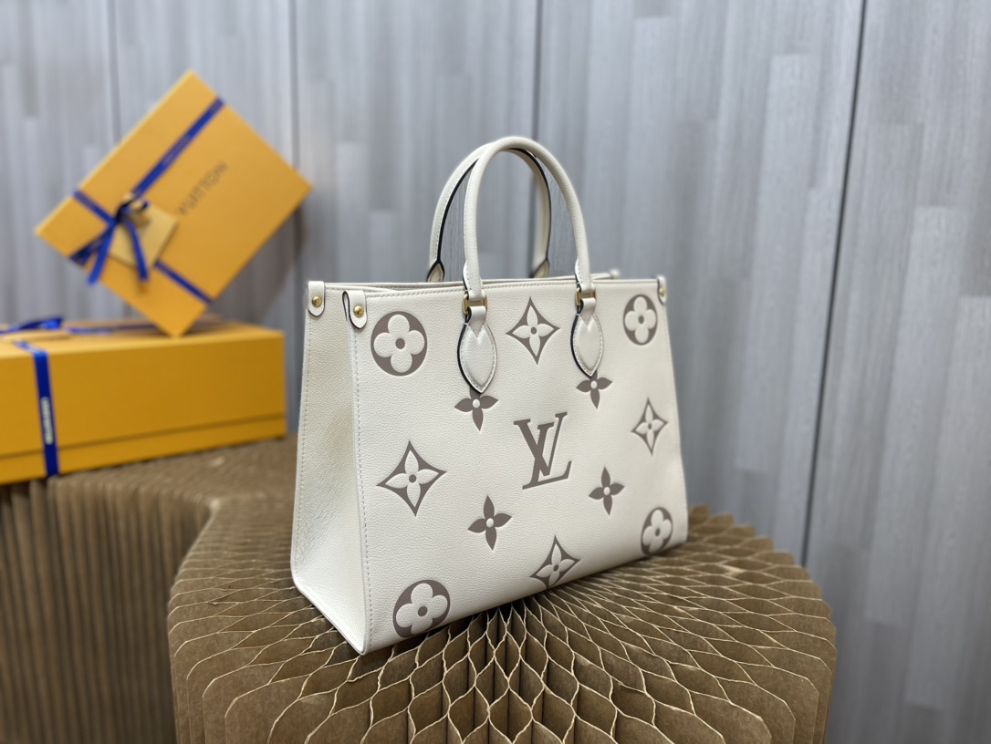 Handbag Louis Vuitton M45494 size 34x26x13 cm - vstockx