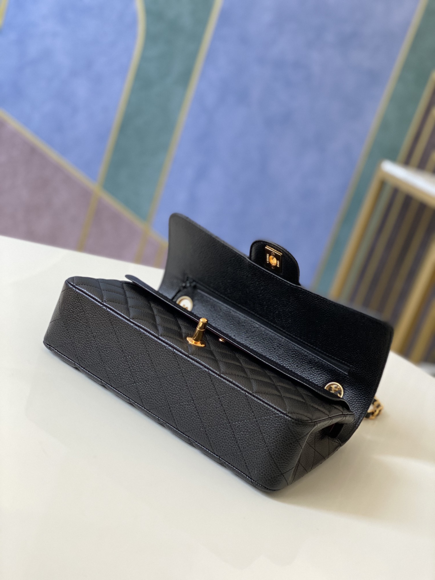 Handbag Chanel 112 size 26 cm - vstockx