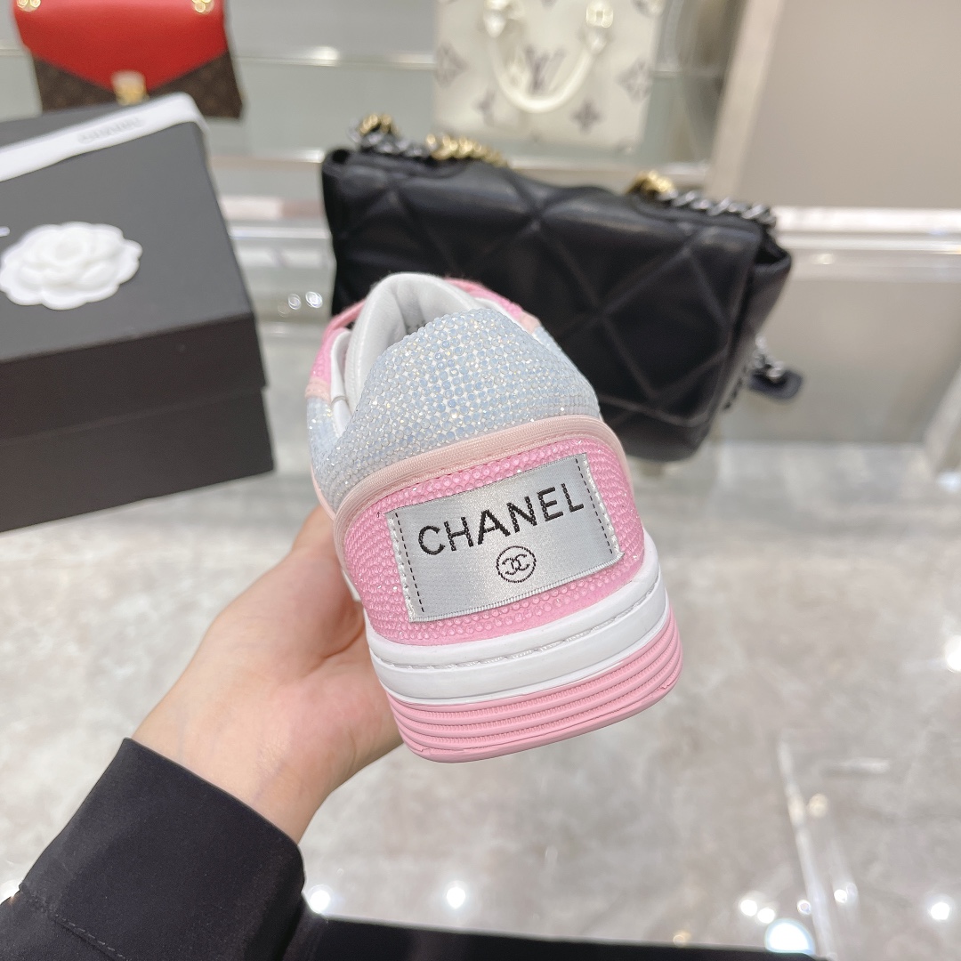 Chanel Low Top Sneaker 50 - vstockx