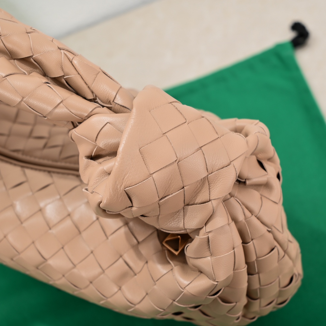 Handbags Bottega Veneta Arco 6698# size:40*48*16 cm - vstockx