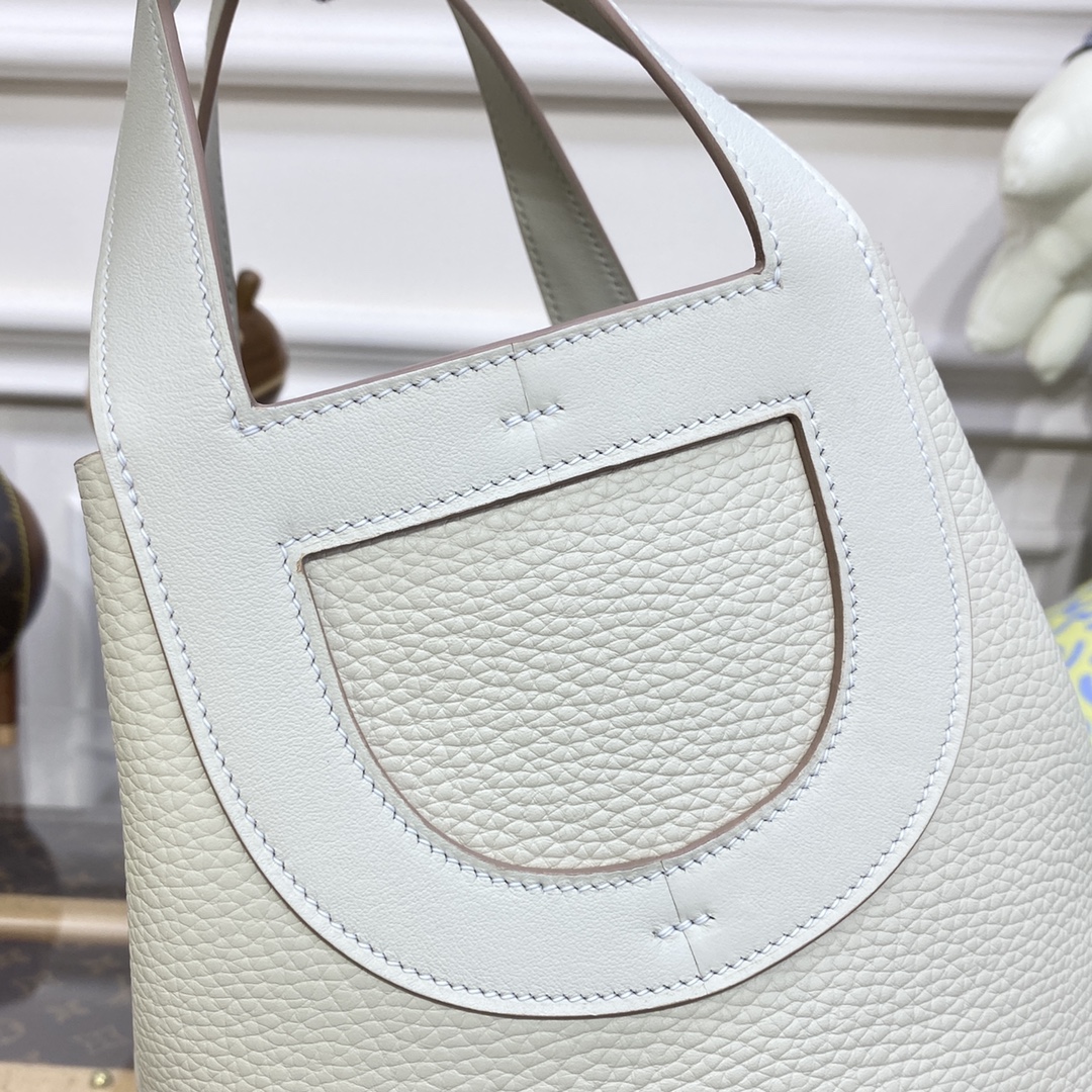 Handbags Hermes picotin size :18x2.5 x22 cm - vstockx