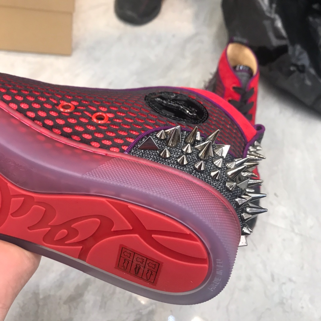 Christian Louboutin Louis Junior Spikes Orlato Flat Sneakers 21 - vstockx