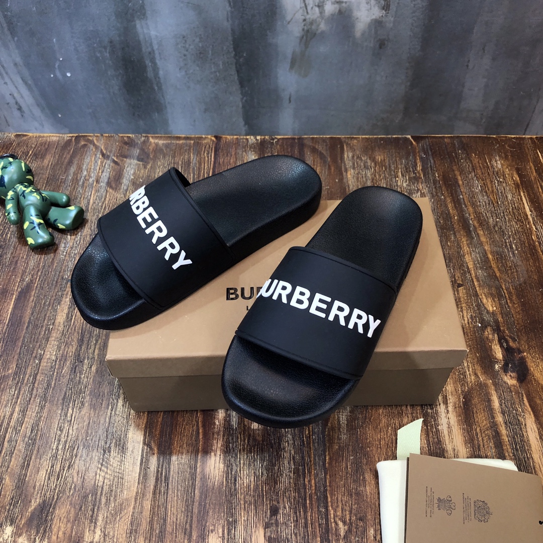 Burberry Slipper 3 - vstockx