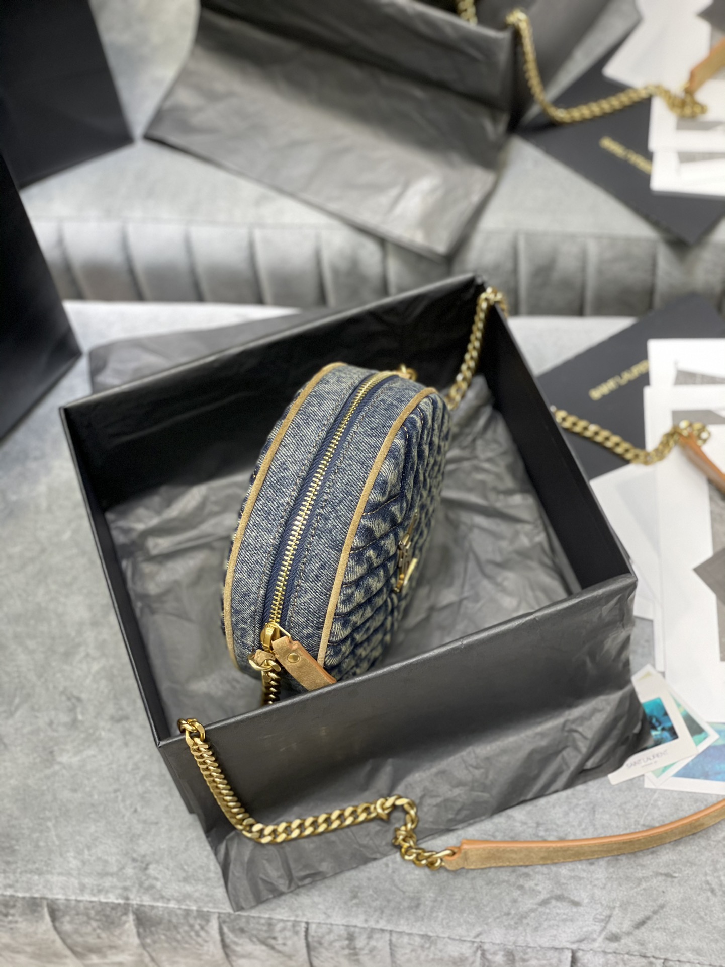 Handbags SAINT LAURENT 610436 size 17  17  5.5 cm - vstockx