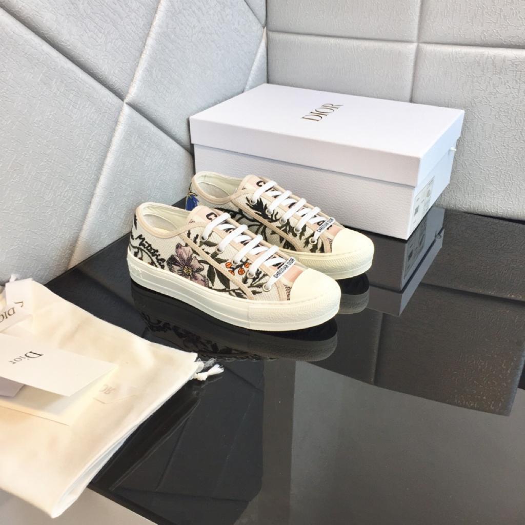 Dior Walk'N'Dior Rosa Mutabilis Embroidered - vstockx
