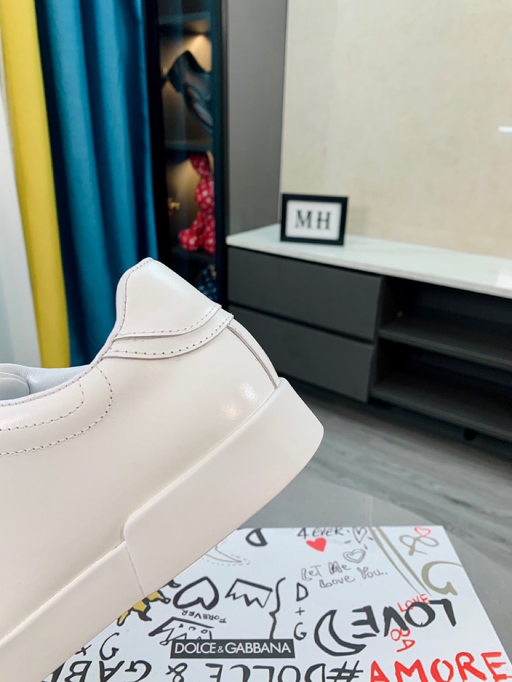 Dolce & Gabbana Low Tops Sneakers 92 - vstockx