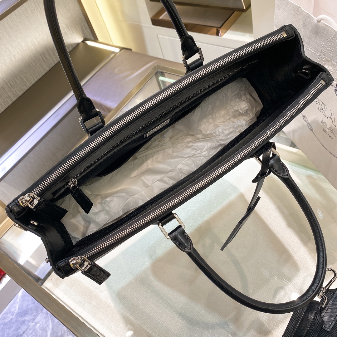 handbags prada 2VG061 size ?9*29*9cm - vstockx