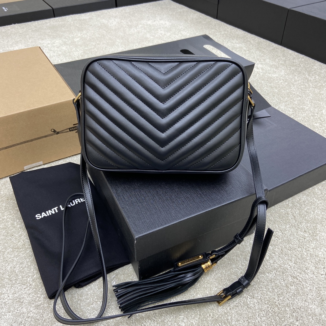 Handbags SAINT LAURENT 520534 size 23x16x6 cm - vstockx