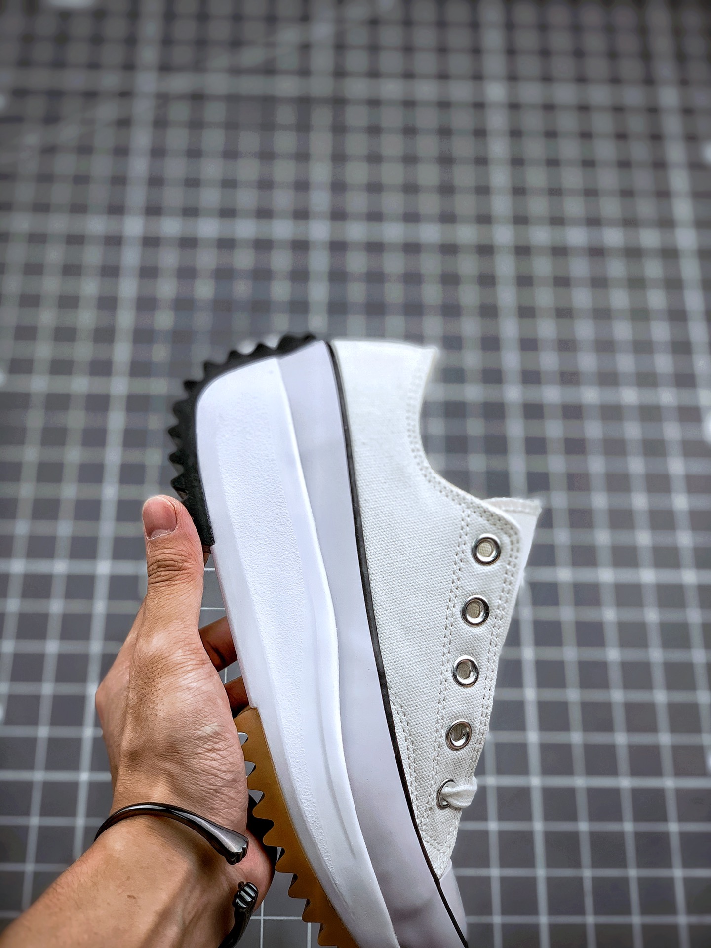 Converse Run Star Hike Ox White Black Gum - vstockx