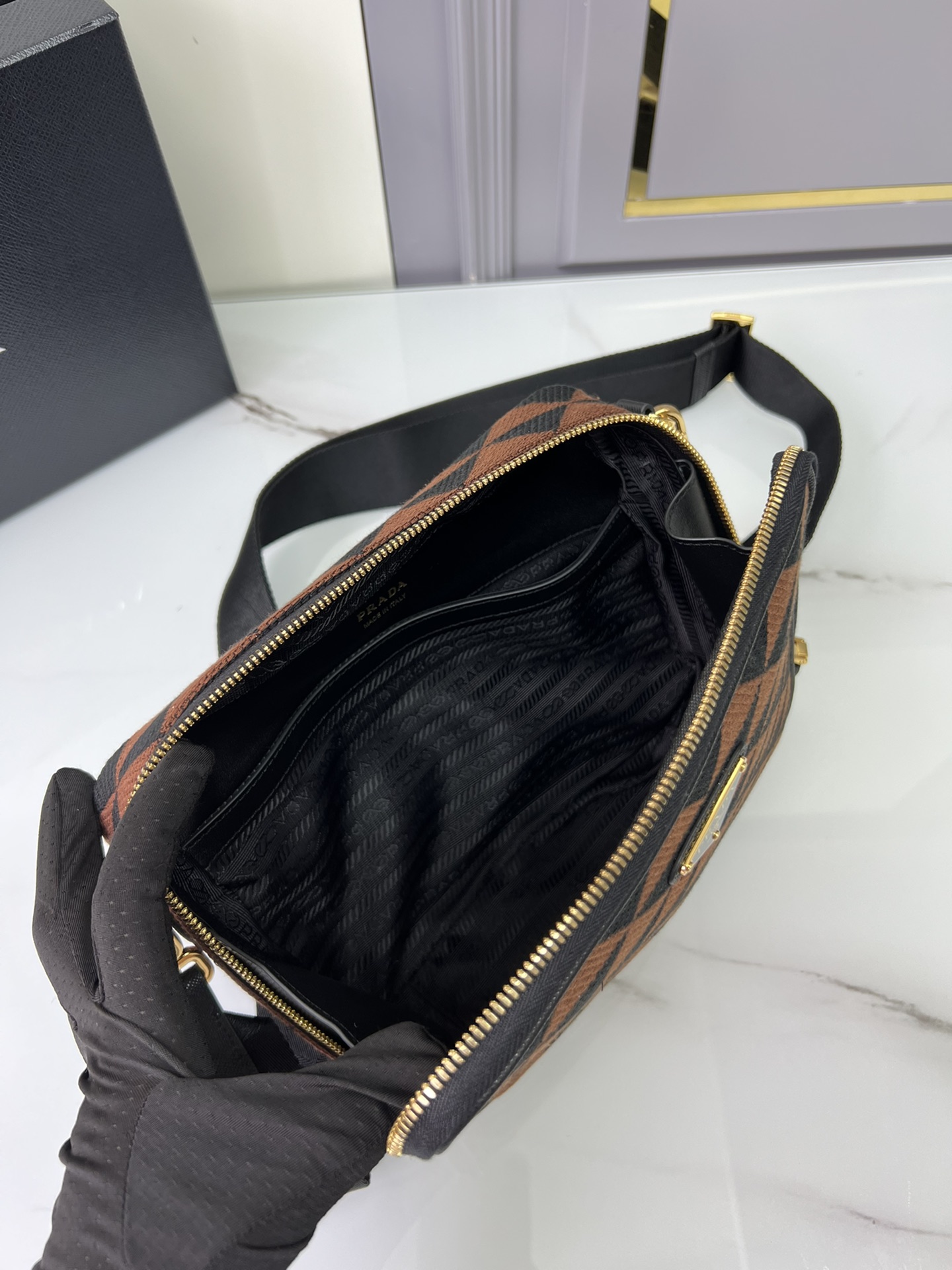 handbags prada 2VH069 22*16*6 - vstockx