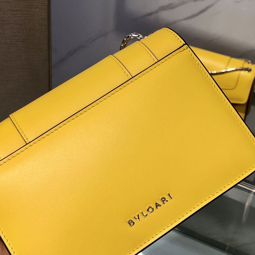 Handbags Bvlgari 9676 size:19*13*7 cm - vstockx