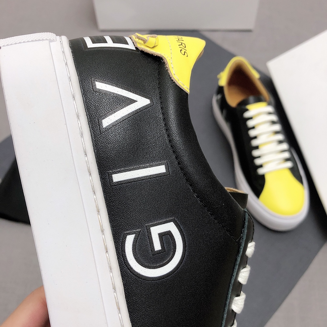 Givenchy Urban Street Logo-print Leather Sneakers 40 - vstockx