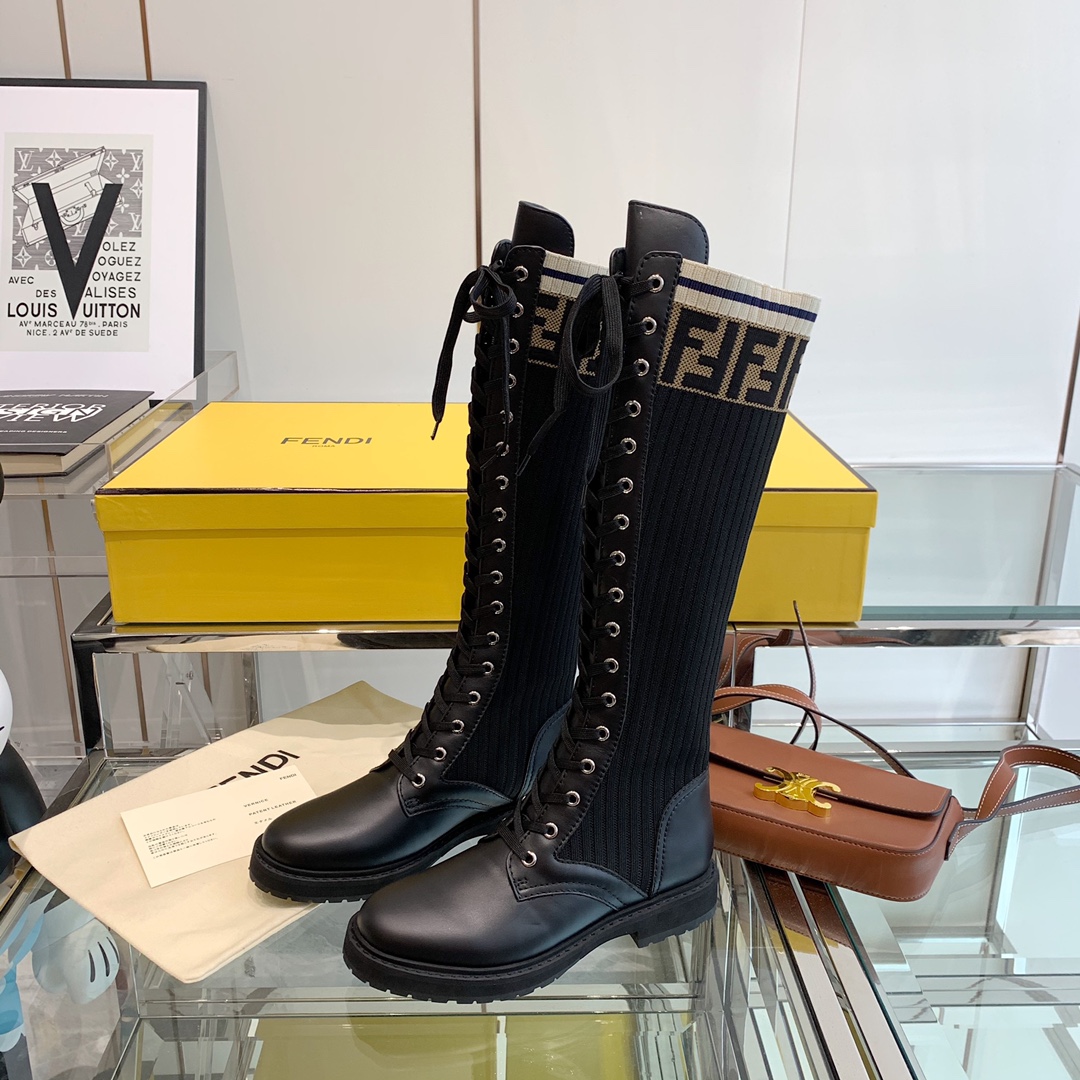 Fendi Boots 10 - vstockx
