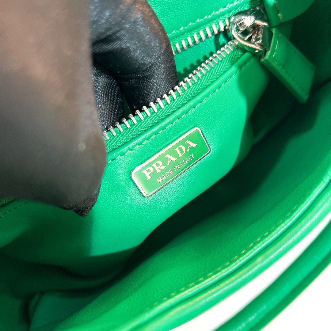 handbags prada 1BA381 16*7.5*22.5 - vstockx