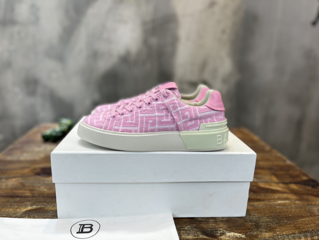 Balmain B-Court sneaker 45 - vstockx