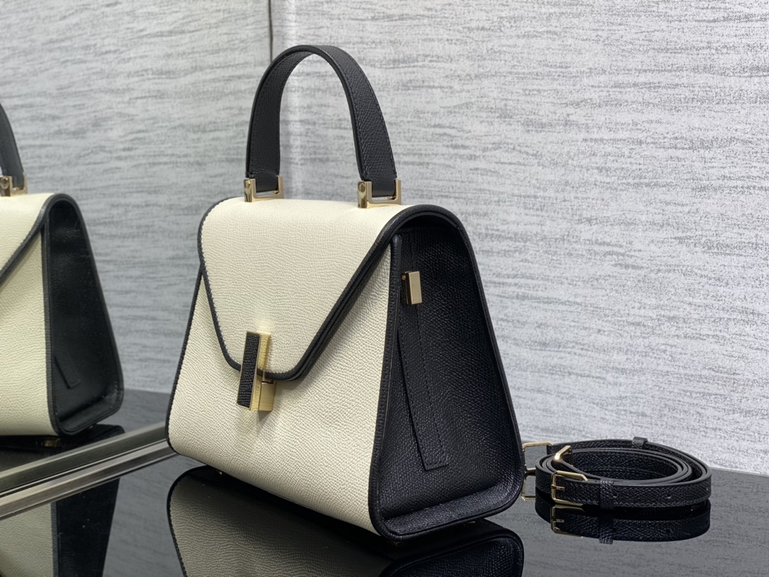 Handbag VALEXTRA size *'* - vstockx