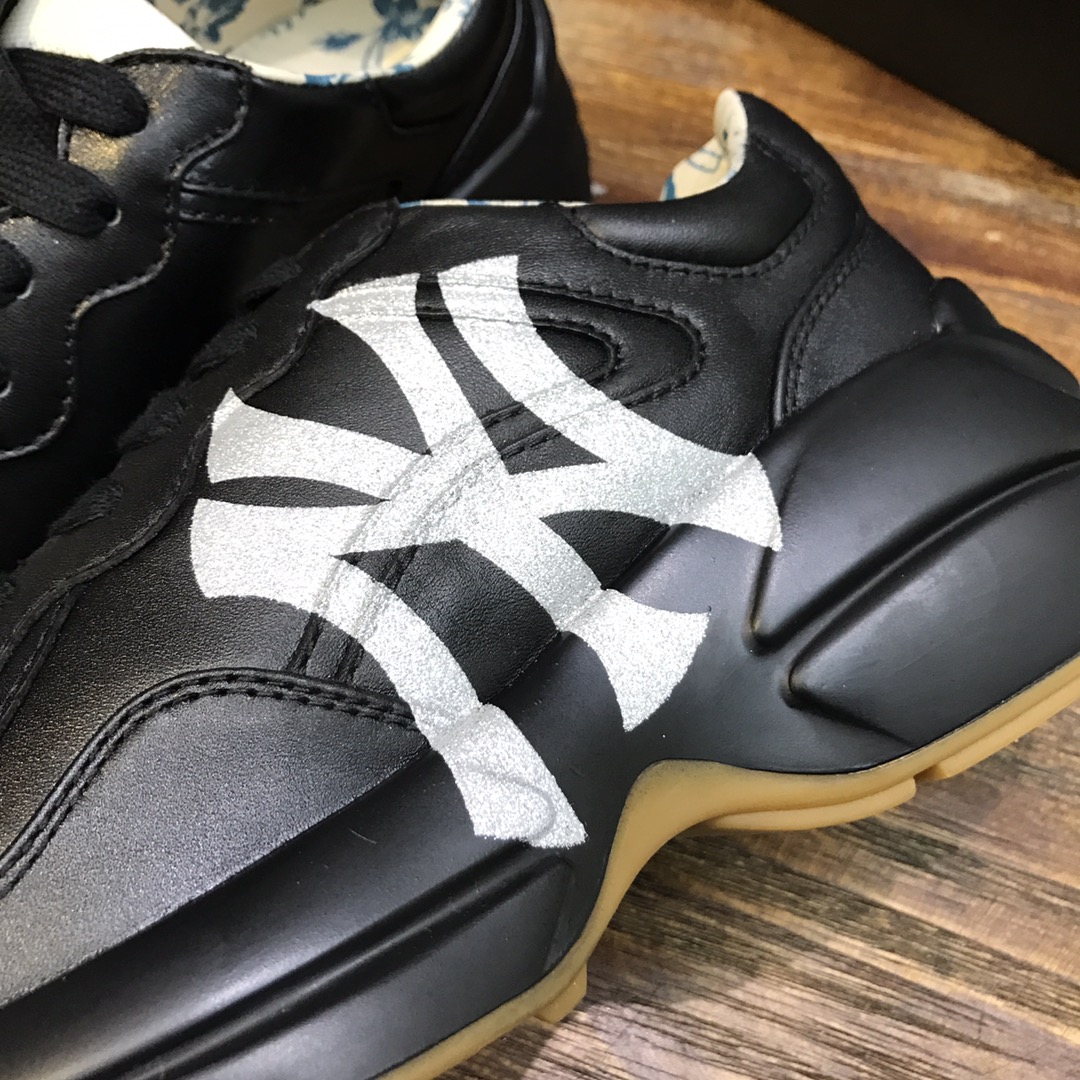 Gucci Rhyton sneaker 41 - vstockx