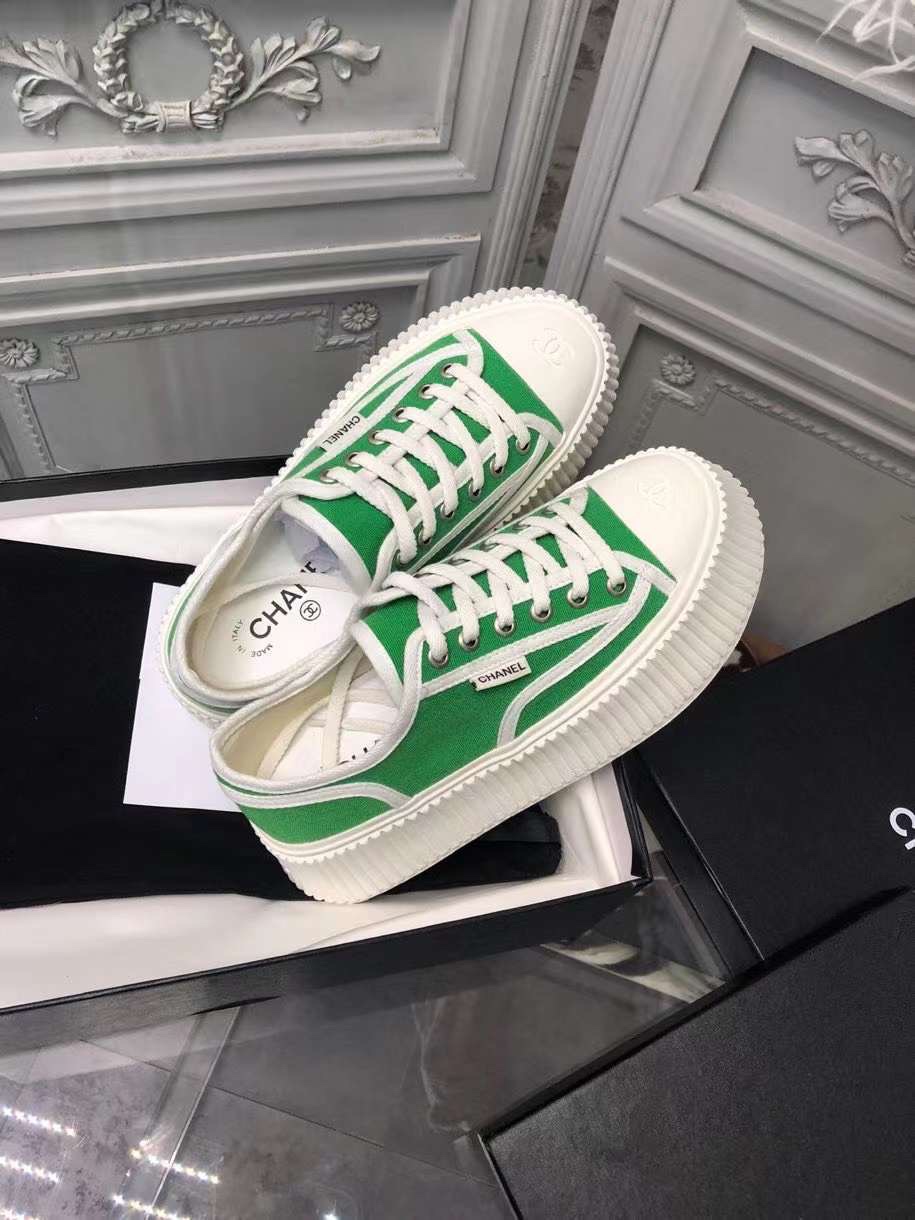 Chanel Platform Sneaker 28 - vstockx