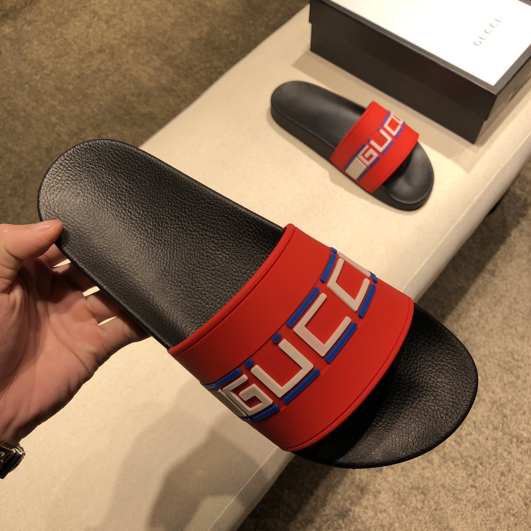 Gucci Slippers 28 - vstockx
