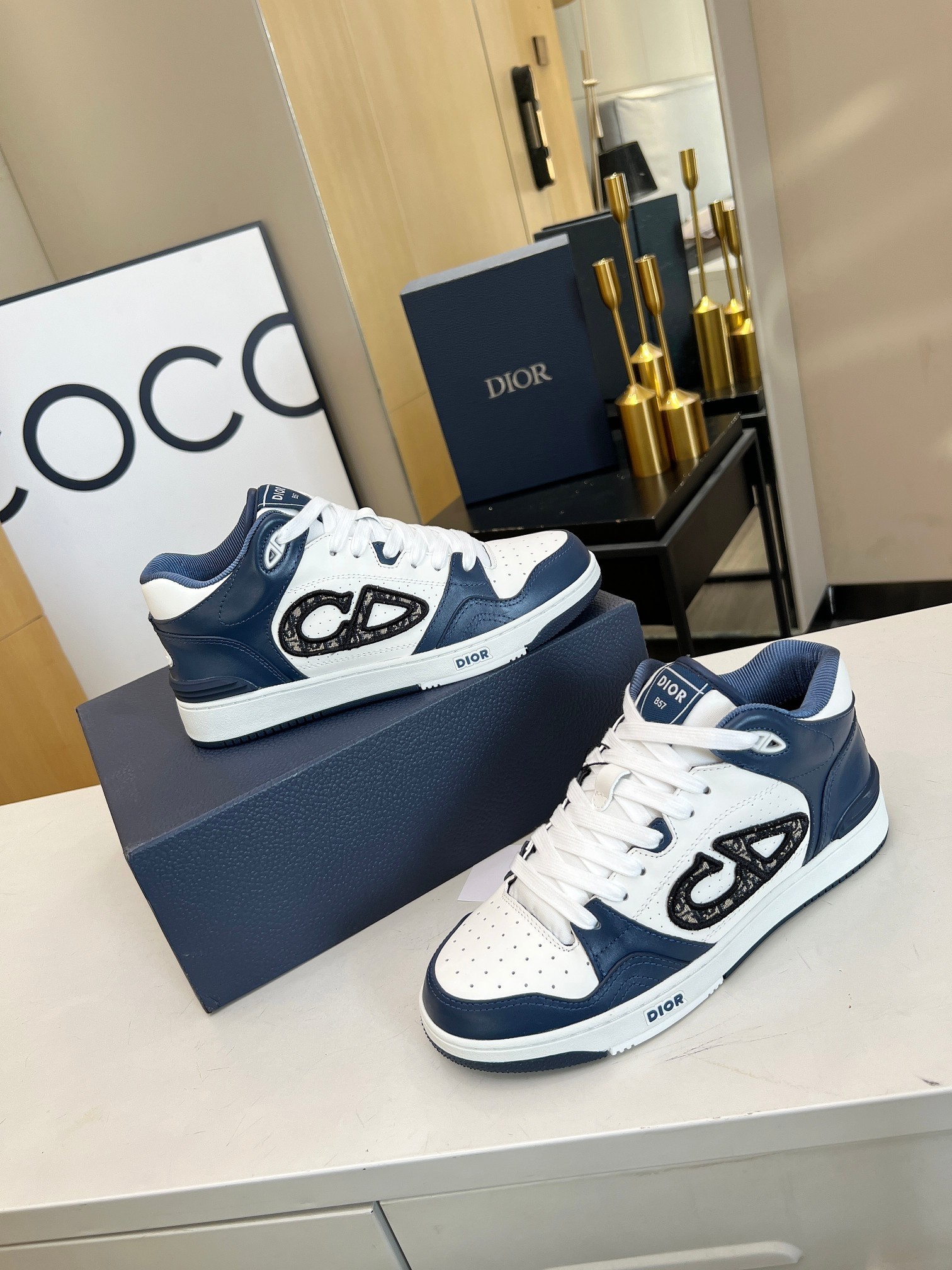 dior B57 MID-TOP SNEAKER Navy Blue and White Smooth Calfskin with Beige and Black Dior Oblique Jacquard - vstockx