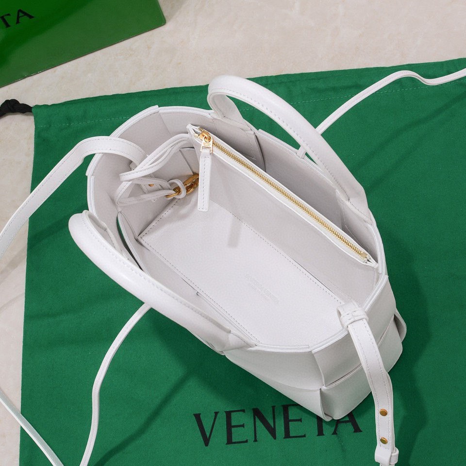 handbags Bottega Veneta 9894# SIZE:25*16*8CM - vstockx