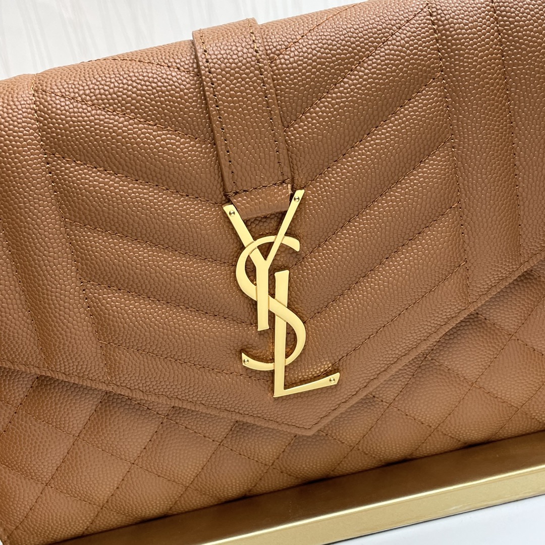 Handbags SAINT LAURENT 617662 size 21x16x3 cm - vstockx