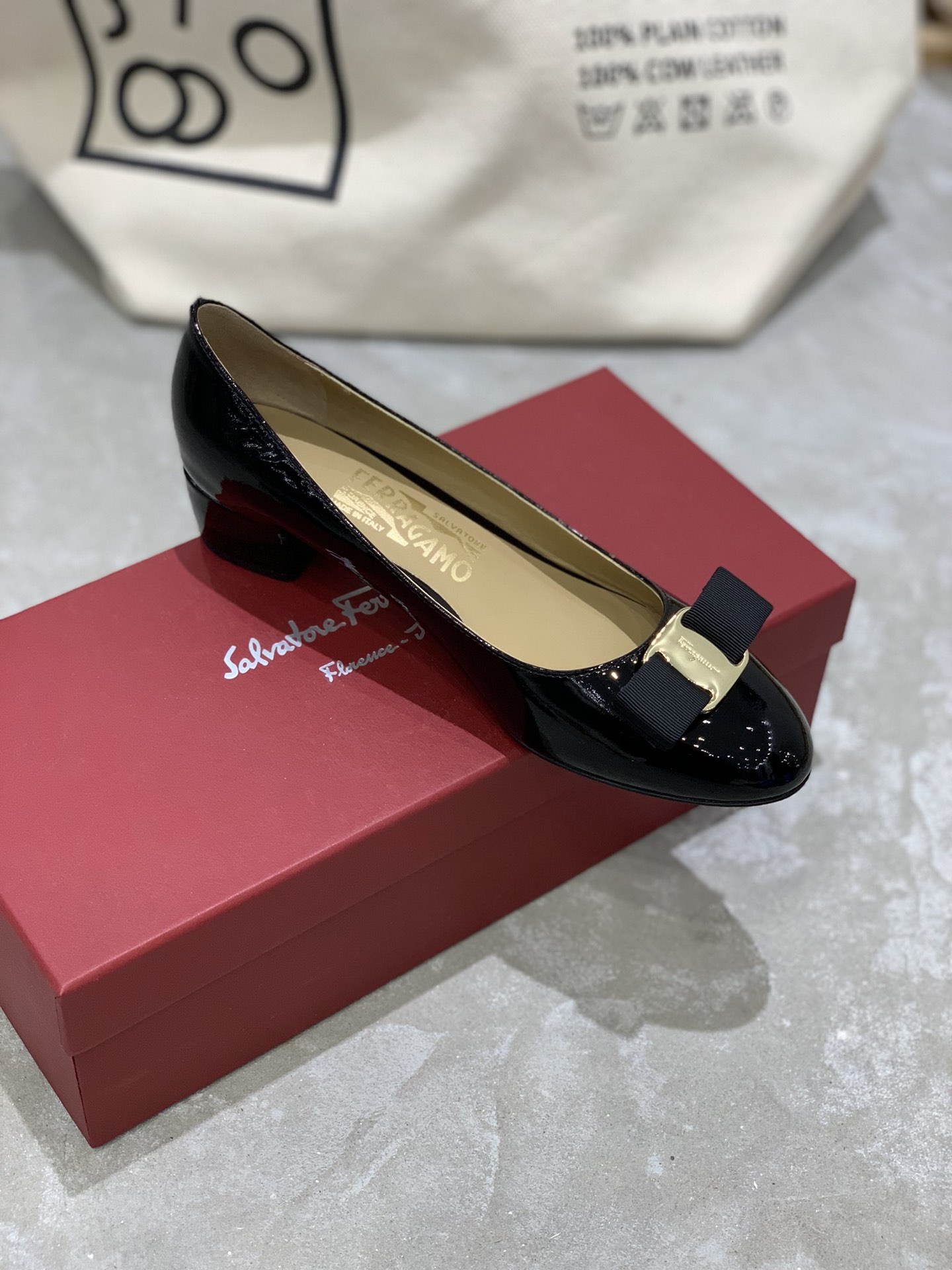 Salvatore Ferragamo Heel 7 - vstockx