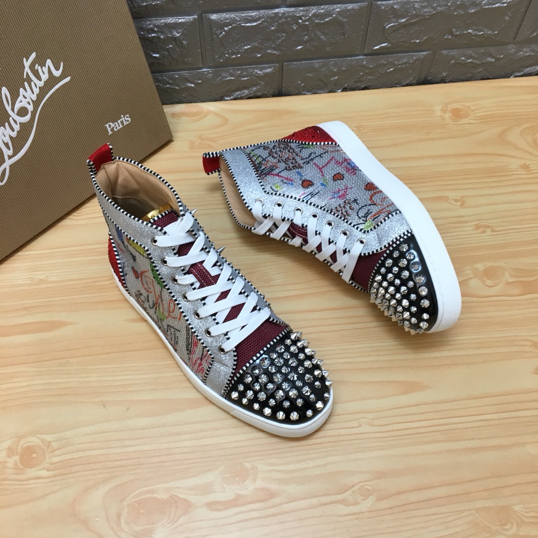 Christian Louboutin Louis Junior Spikes Orlato Flat Sneakers 14 - vstockx