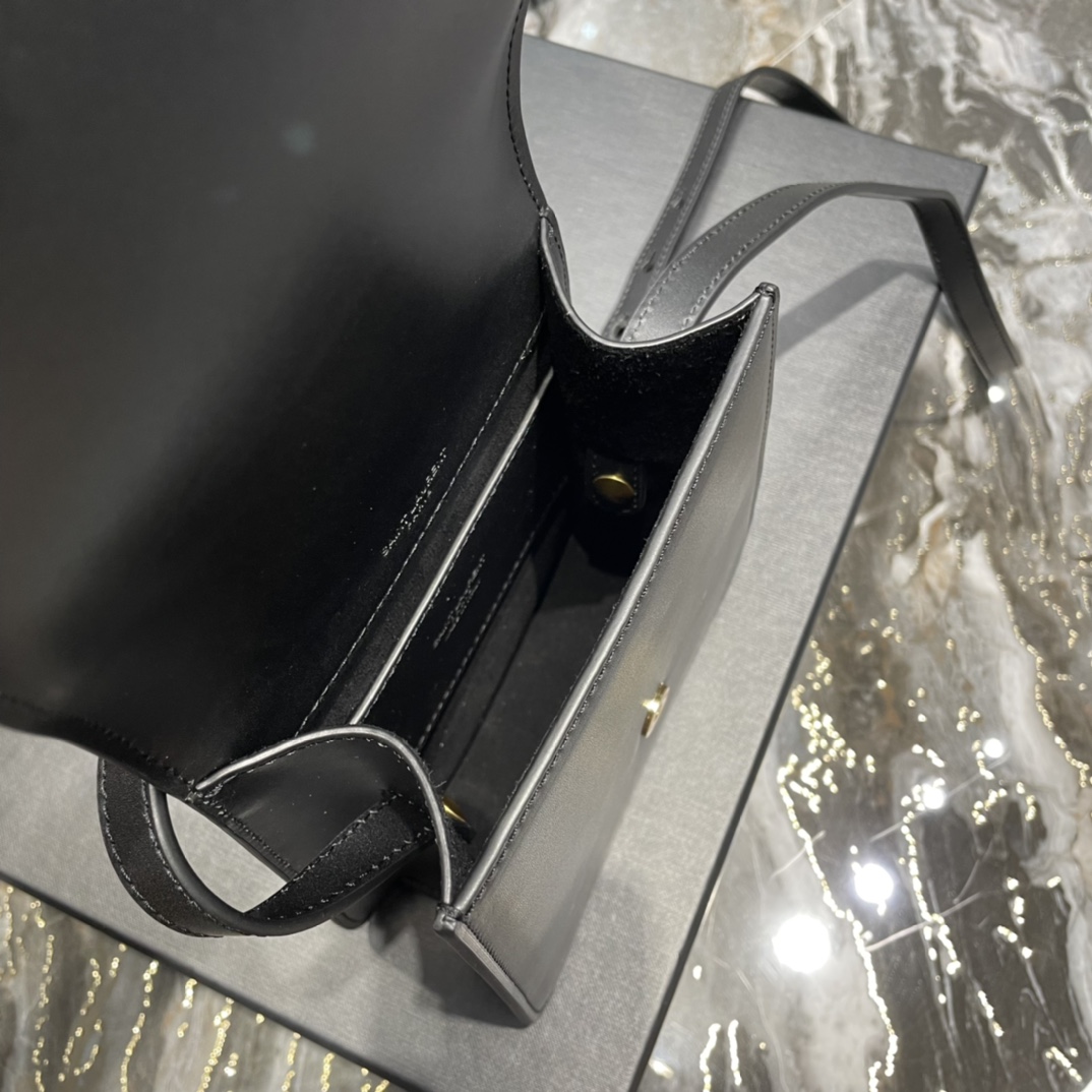 Handbags SAINT LAURENT 668809 size 16  18x6 cm - vstockx